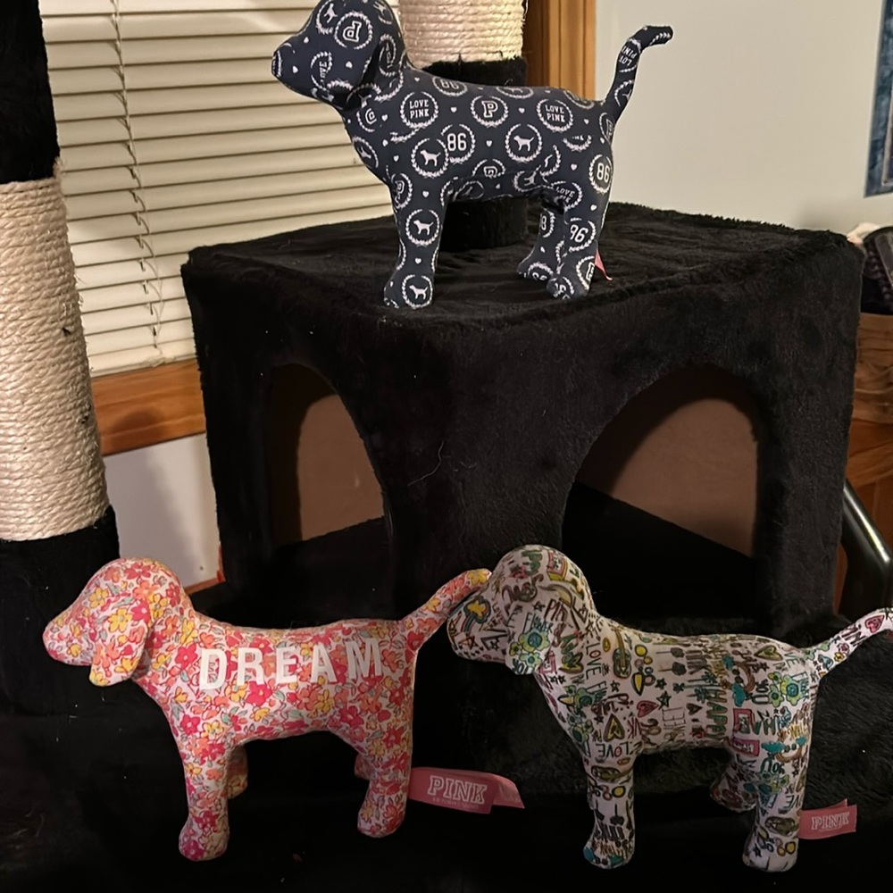 V S stuff animals
